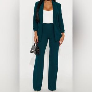High Waisted Wide Leg Dress Pants Hunter Green Size L NWT